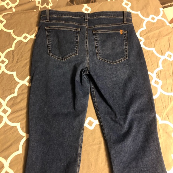 Joe’s Jeans W32 High Rise Skinny 28” inseam - Picture 5 of 5